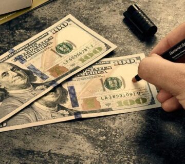 أماكن بيع قلم كشف العملات المزورة